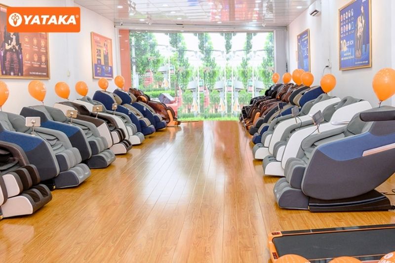 Showroom YATAKA Phan Thiết trưng bày đa dạng ghế massage từ phổ thông đến cao cấp
