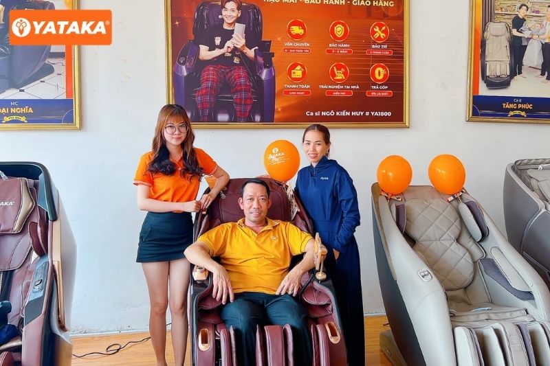 Trải nghiệm trực tiếp ghế massage cao cấp tại showroom