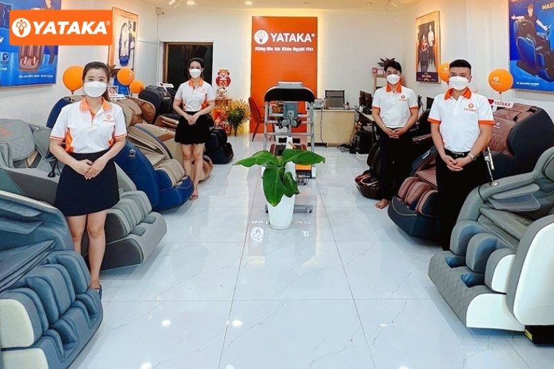 Ghế massage Yataka - Huế 16 Yataka giao hàng ghế massage miễn phí và bảo hành toàn quốc