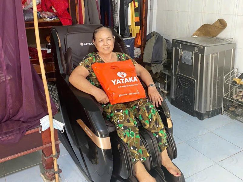 Có Nên Ngồi Ghế Massage Mỗi Ngày Không? Thời Gian Và Tần Suất Đúng 16 ghe massage gia re duoi 15 trieu 4