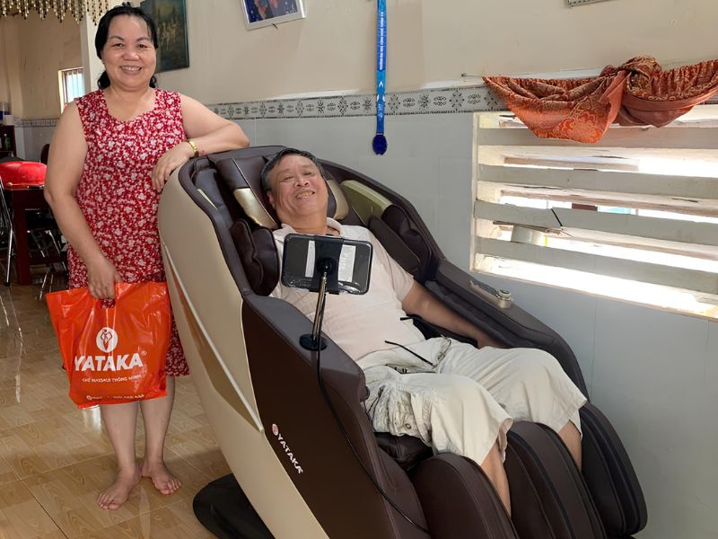 ghe massage noi dia nhat 1